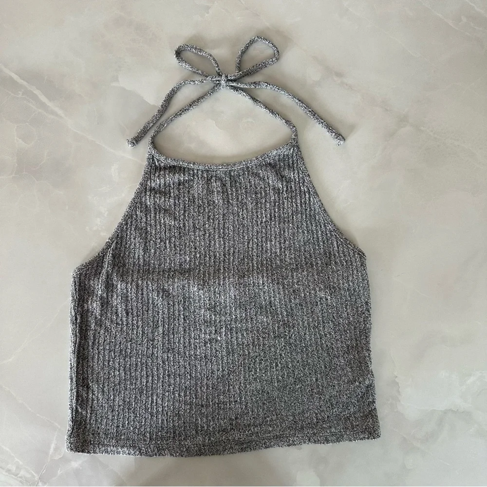 Brandy Melville Gray Ribbed Crop Halter Top - Picture 6 of 9